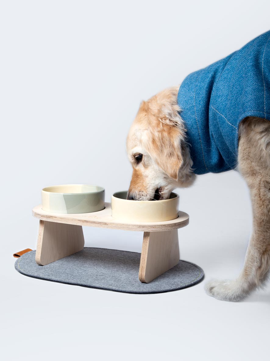 نگه دارنده ظرف غذای دو قلو سگ و گربه مدل ایتی بیتی Eaty Bity